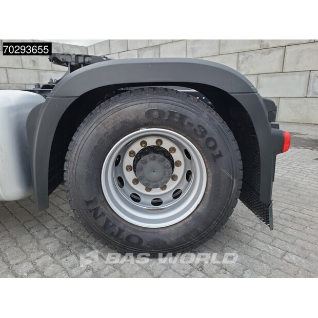 2023 Mercedes-Benz Actros 1848-43116240