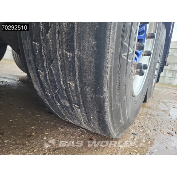 2017 Krone Carrier Vector 1550-43117139