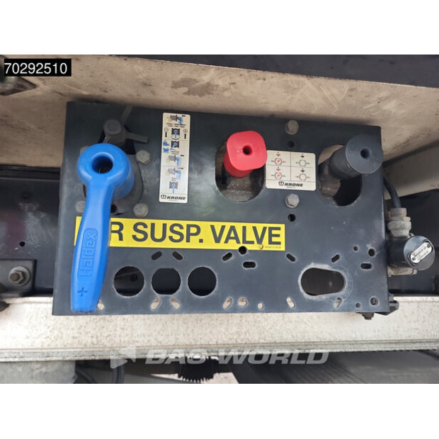 2017 Krone Carrier Vector 1550-43117153