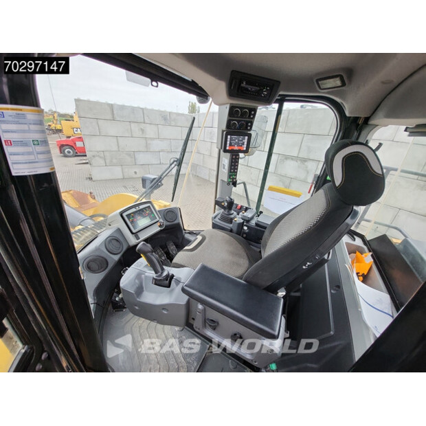 2017 Caterpillar 962M-43117501