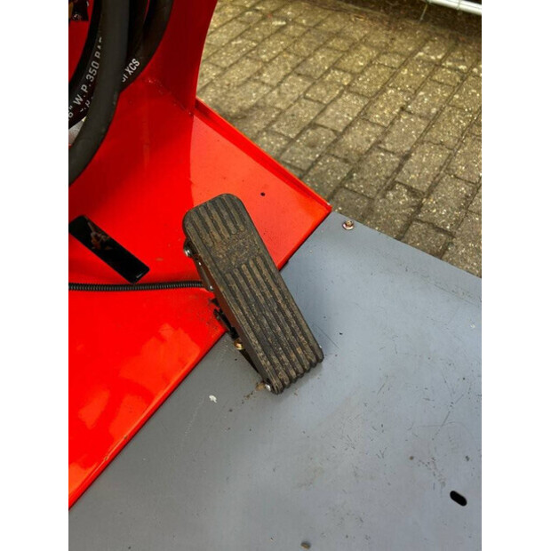 فري ليفت CMF05-43119035