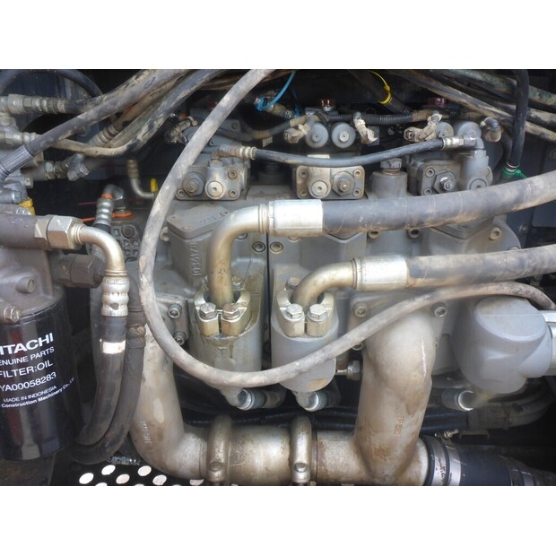 2019 Hitachi ZX300LCN-6-43126711