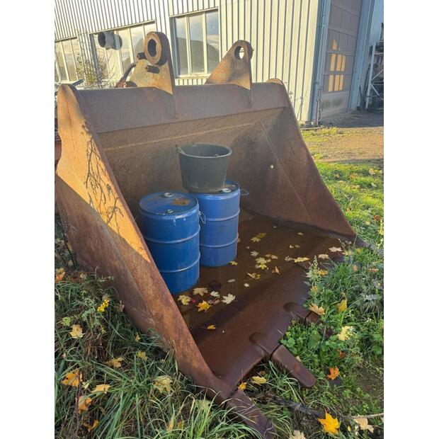 2019 Hitachi ZX300LCN-6-43126713