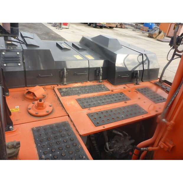 2019 Hitachi ZX300LCN-6-43126714