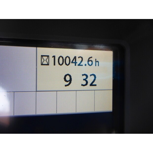 2016 Hitachi ZX225USLC-5B-43126743