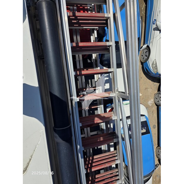 2011 مرسيدس بنز ACTROS 4140-43130880