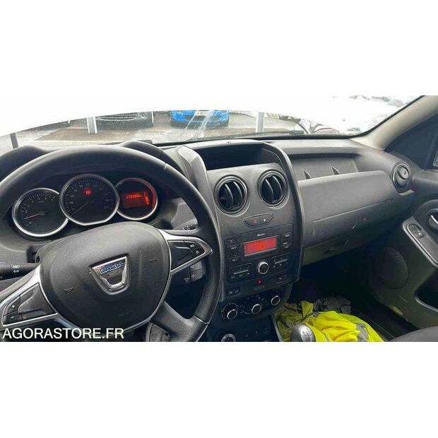 2017 Dacia DUSTER-43134489