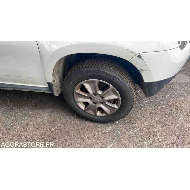2017 Dacia DUSTER-43134498