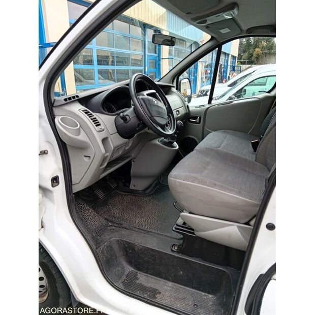 2013 Renault Trafic-43134605