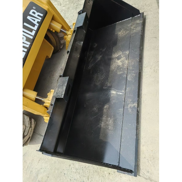 2024 Caterpillar 226B-43136006