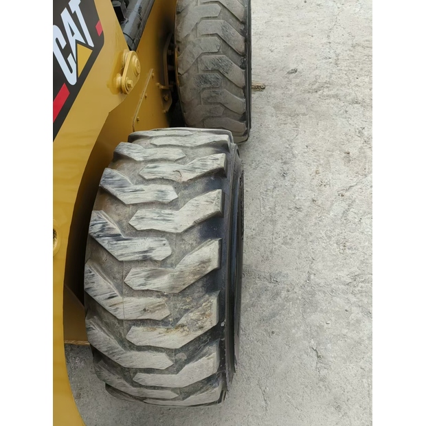 2024 Caterpillar 226B-43136008