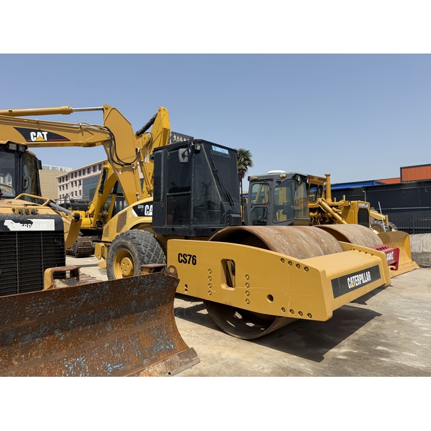 2022 Caterpillar CS76-43136036