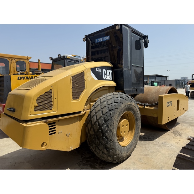2022 Caterpillar CS76-43136039