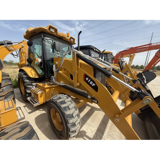 2024 Caterpillar 416F-43136053