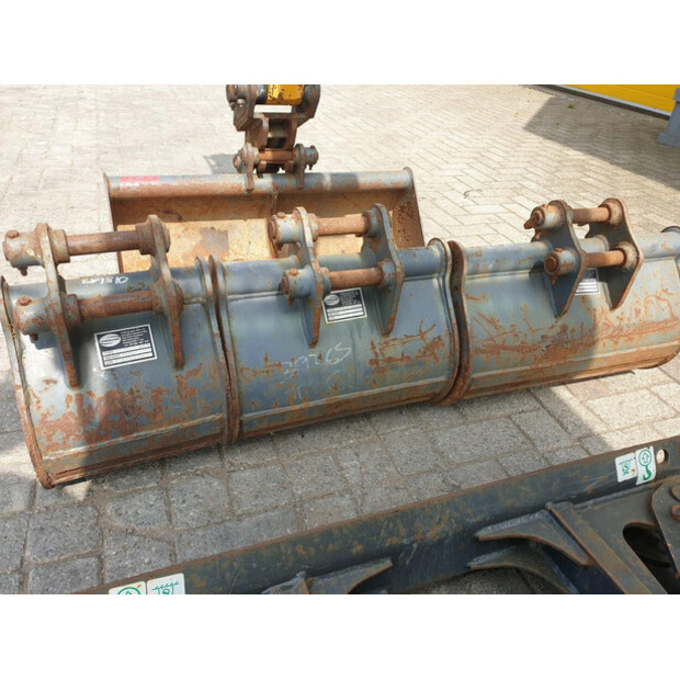 2020 ليوكونج 9018F-43137204