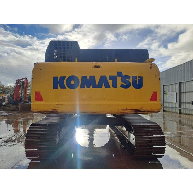 2017 Komatsu PC490LC-11-43137434
