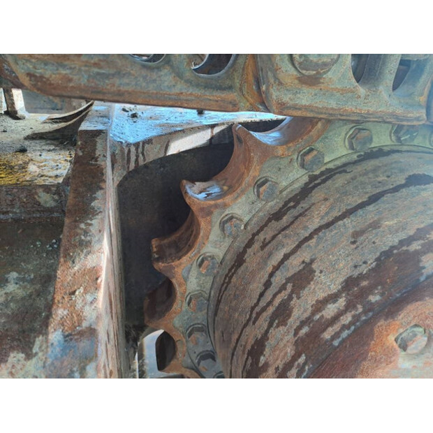 2017 Komatsu PC490LC-11-43137446