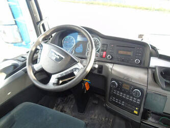 2009-man-tgx-18-400-1328540-43137704