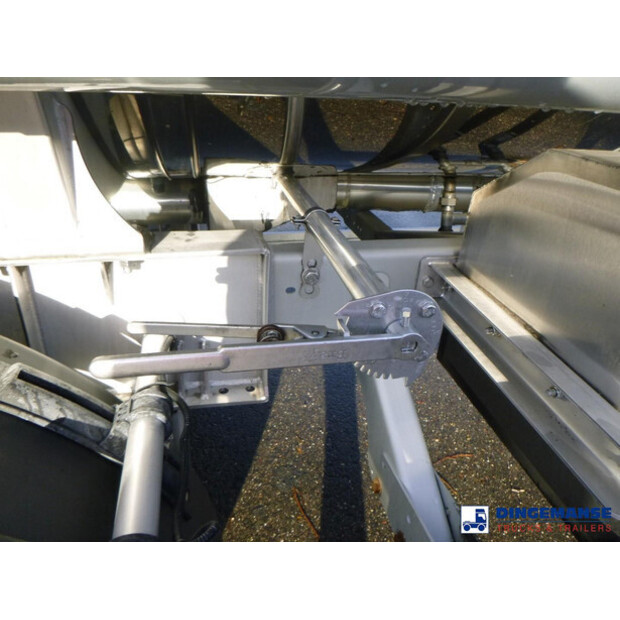 2017 لاج OTHERS-43138080