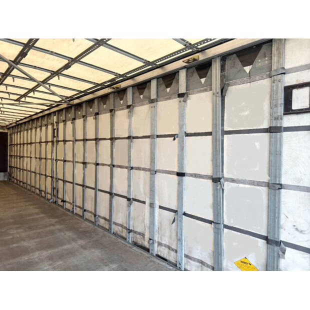 2013 Schmitz Cargobull SCB*S3T-43138106