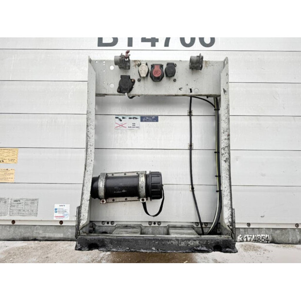 2013 Schmitz Cargobull SCB*S3T-43138292