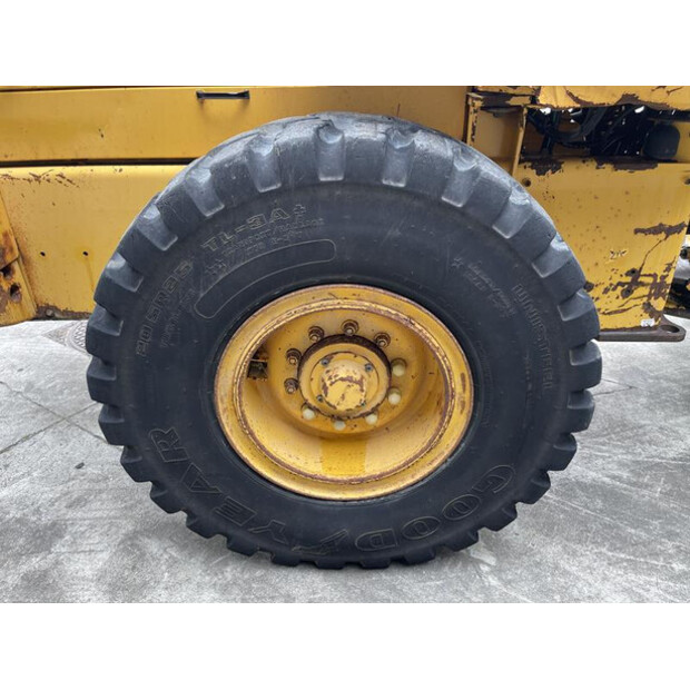 1999 Volvo L70C-43138295