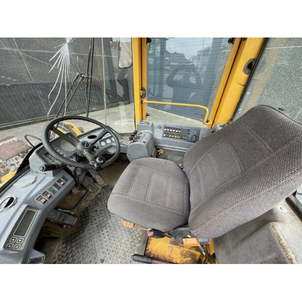 1999 Volvo L70C-43138305