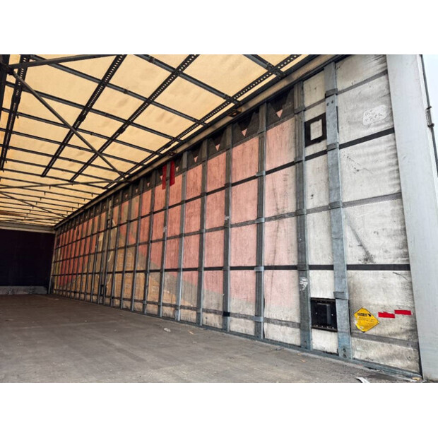 2013 Schmitz Cargobull SCB*S3T-43138325