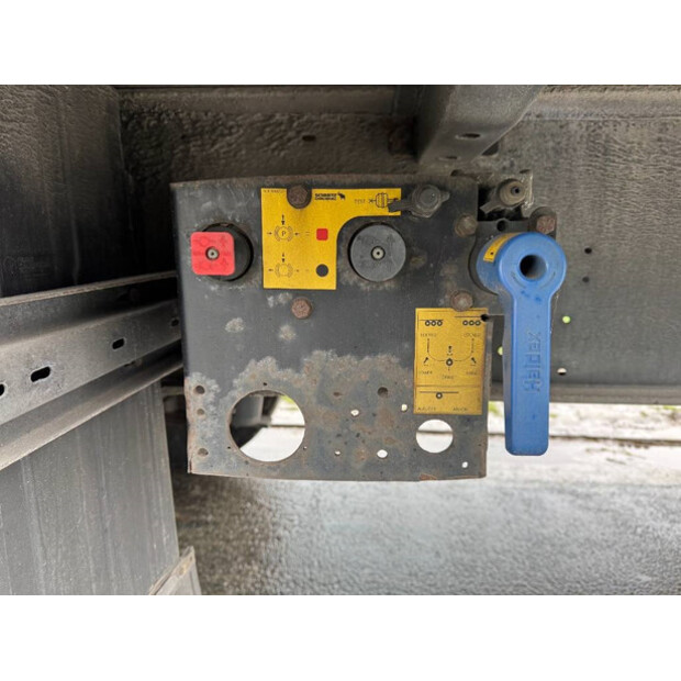 2013 Schmitz Cargobull SCB*S3T-43138493