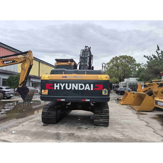 2021 Hyundai R220LC-9S-43138678