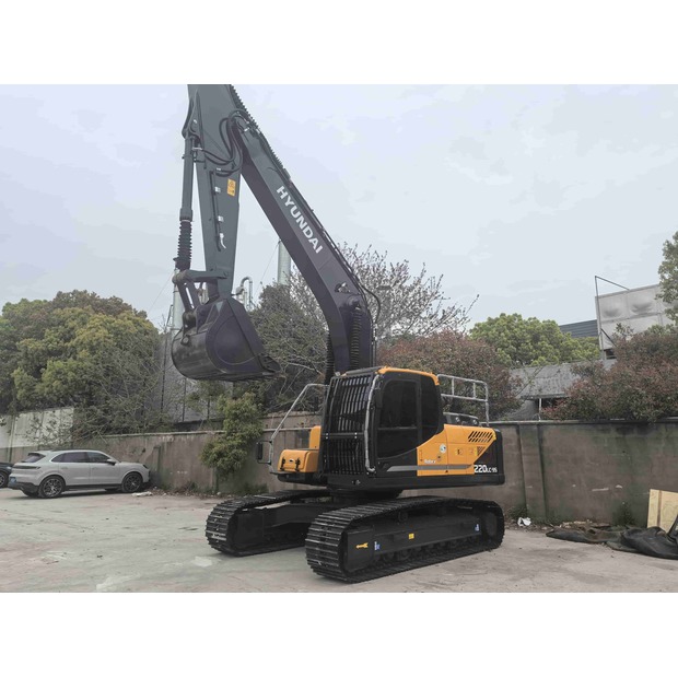 2021 Hyundai R220LC-9S-43138684