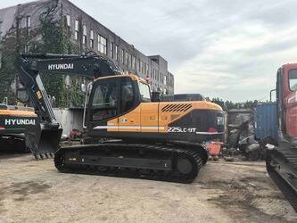 Image for TRACKED EXCAVATORS 2021 Hyundai R225LC-9T