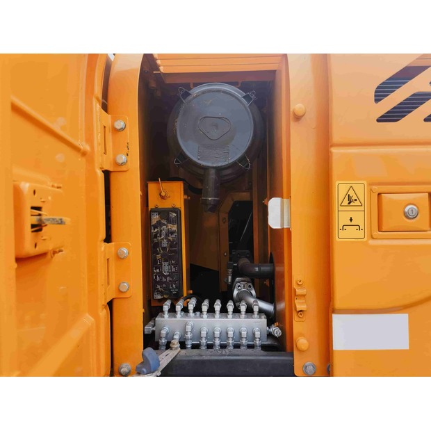 2021 Hyundai R225LC-9T-43138701