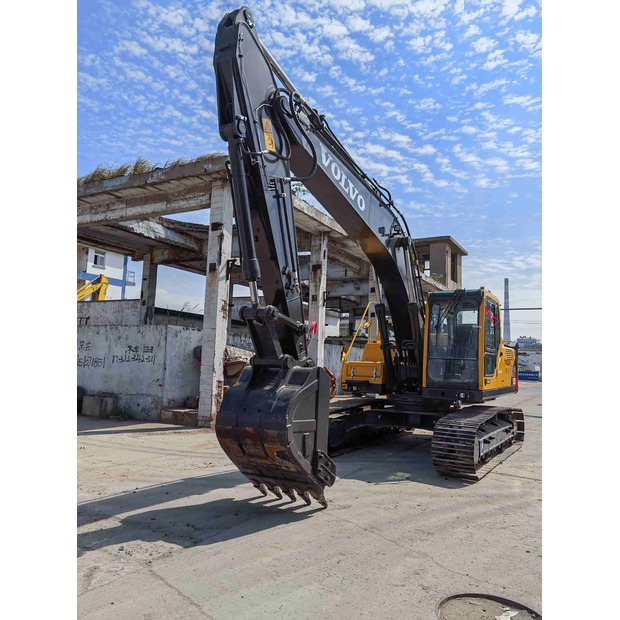 2020 Volvo EC210D-43138703