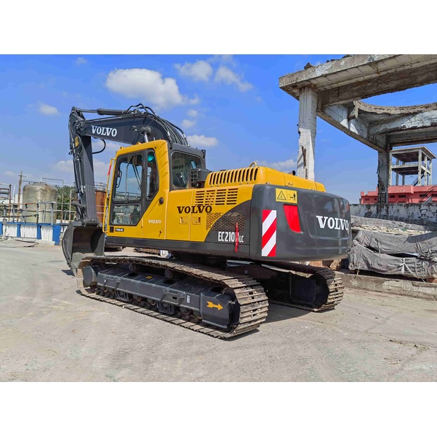 2020 Volvo EC210D-43138705