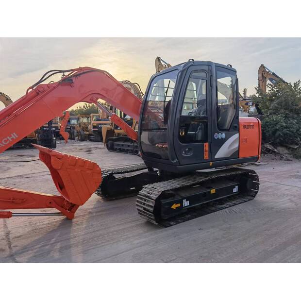 2021 Hitachi ZX70-43138757