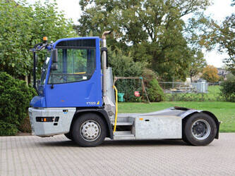 صورة ل جرارات السحب 2023 تربيرغ YT223