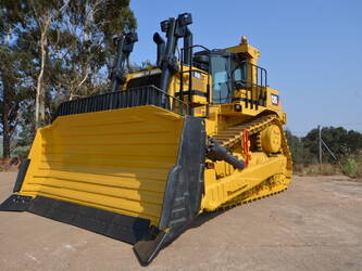 صورة ل جرارات مجنزرة 2018 كاتربيلر D10T