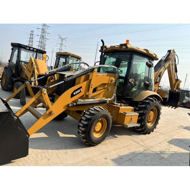 2024 Caterpillar 420F2-43157731