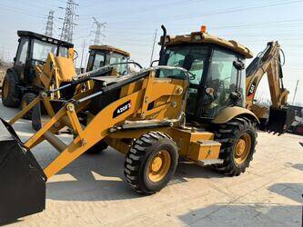 Image for BACKHOE LOADERS 2024 Caterpillar 420F2