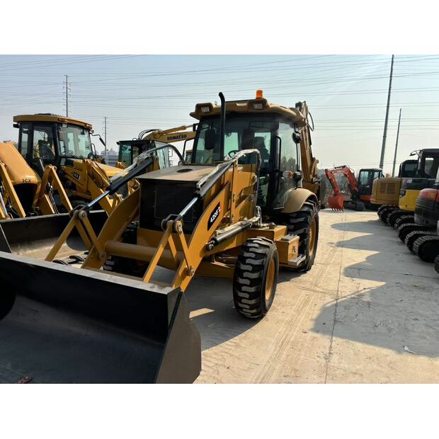 2024 Caterpillar 420F2-43157732