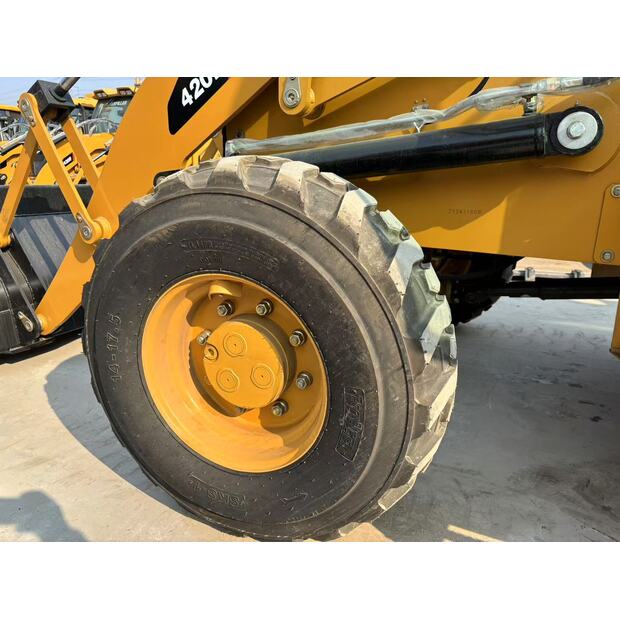 2024 Caterpillar 420F2-43157734