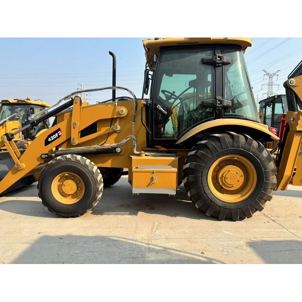 2024 Caterpillar 420F2-43157736