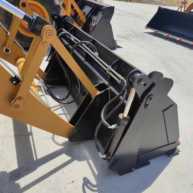 2024 كاتربيلر 420F-43157743