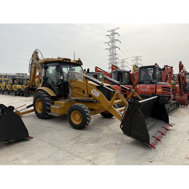 2024 Caterpillar 426F-43157770