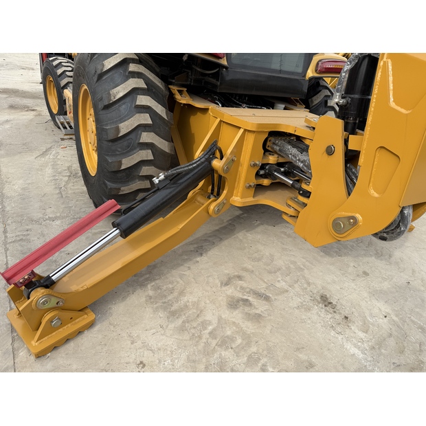 2024 Caterpillar 426F-43157773