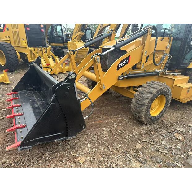 2024 Caterpillar 450F-43157779
