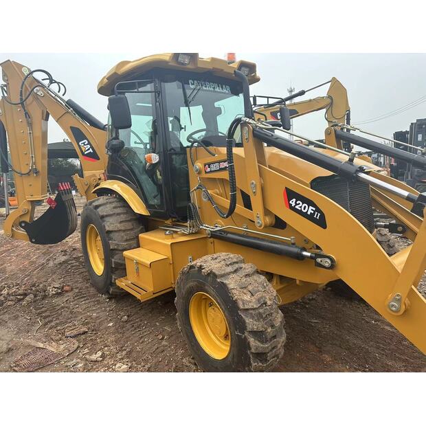 2024 Caterpillar 450F-43157783