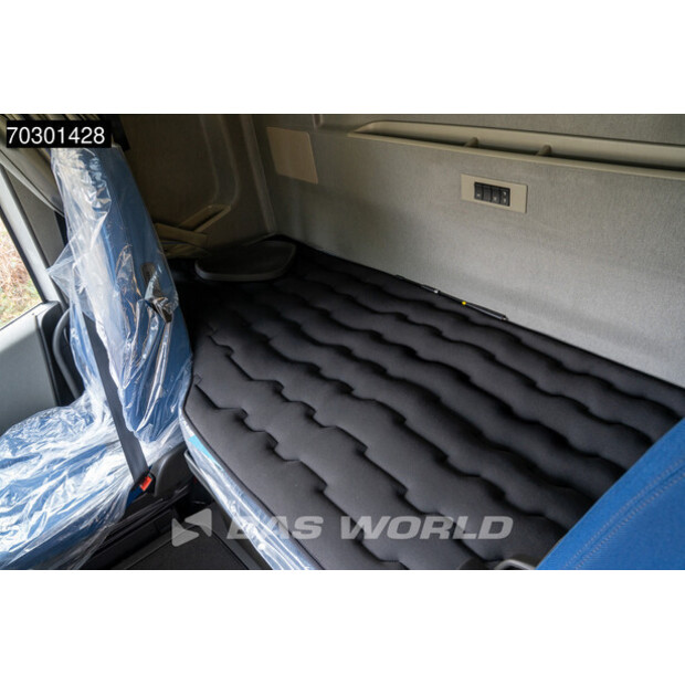 2024 فولفو FH500-43158325