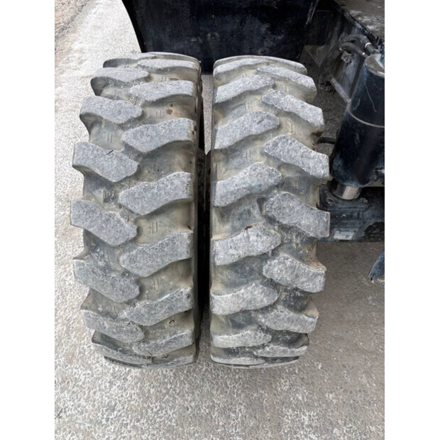 2014 هيتاشى ZX140W-5B-43158647